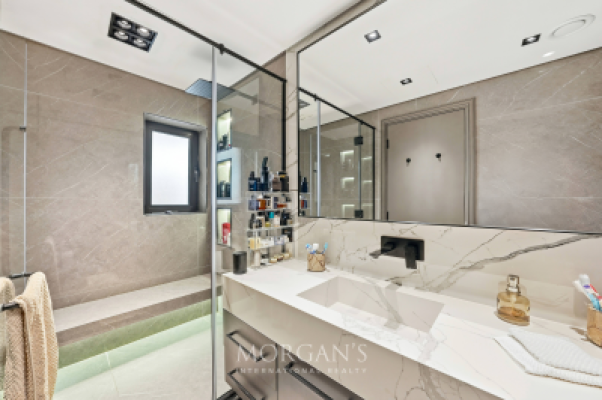 Premium Layout | 2 BR unit | Prime Location-19
