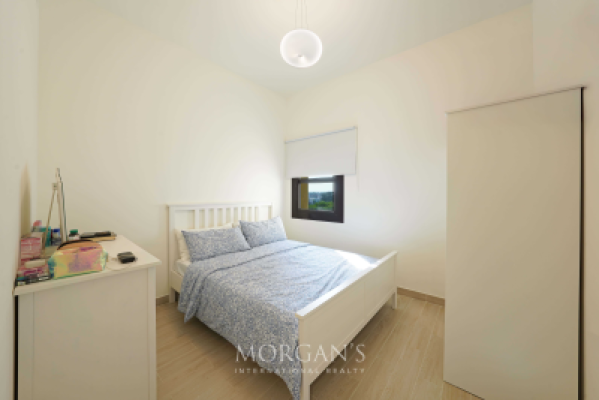 Spacious Layout | Great Community | with Balcony-13