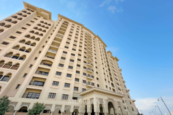 Spacious Layout | Great Community | with Balcony-15