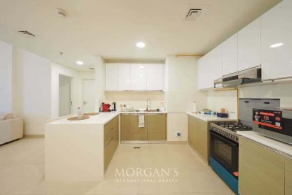 Spacious Layout | Great Community | with Balcony-1