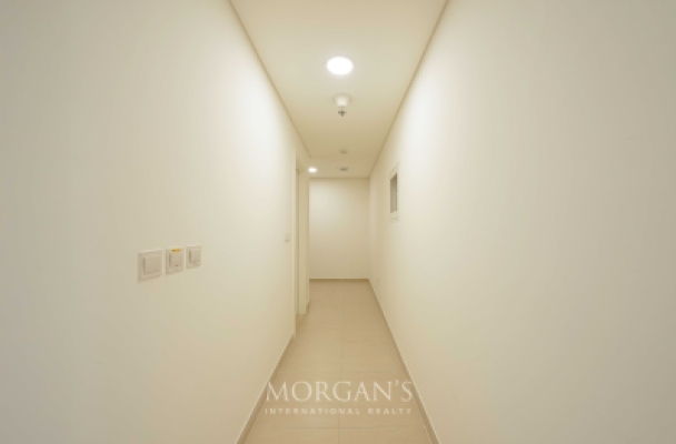 Spacious Layout | Great Community | with Balcony-3