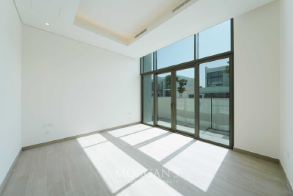 4 BR Villa | Private Pool | Spacious Layout-9