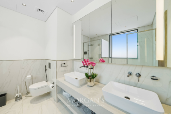 4 BR Villa | Fully Furnished | Fully Upgraded-11