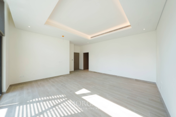 Large layout | Corner Villa | 4 BR-11