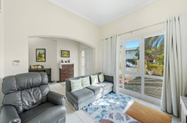 Exceptional 3 BR Villa with Great Views-3