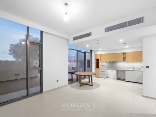 4BR Villa | Spacious Layout | With Garden-2
