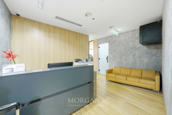 Vacant | Prime Location | Close to Metro-1