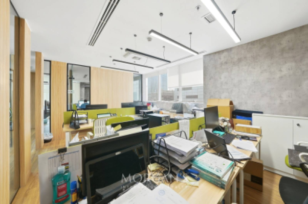 Vacant | Prime Location | Close to Metro-11