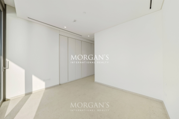 4BR Apartment | Canal Views | Unfurnished-12