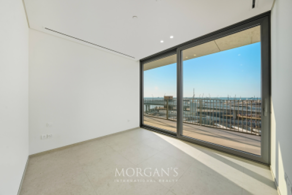 4BR Apartment | Canal Views | Unfurnished-9
