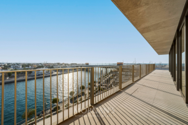 4BR Apartment | Canal Views | Unfurnished-24