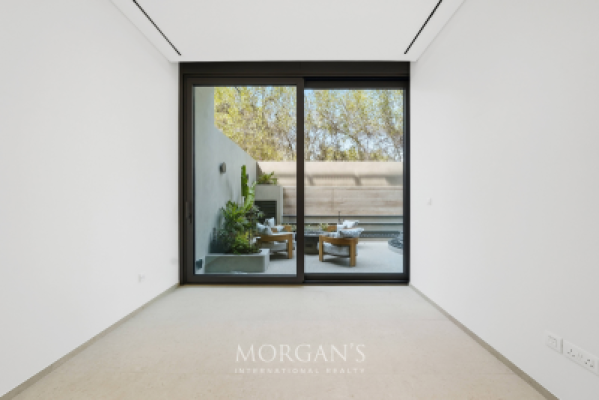 2 BR | Garden Home | Upgraded Outdoor Patio-5