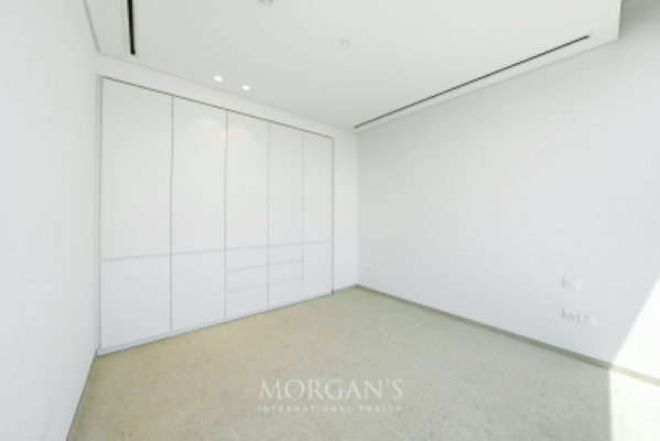 1BR | Burj View | High Floor | Prime | Luxury -9