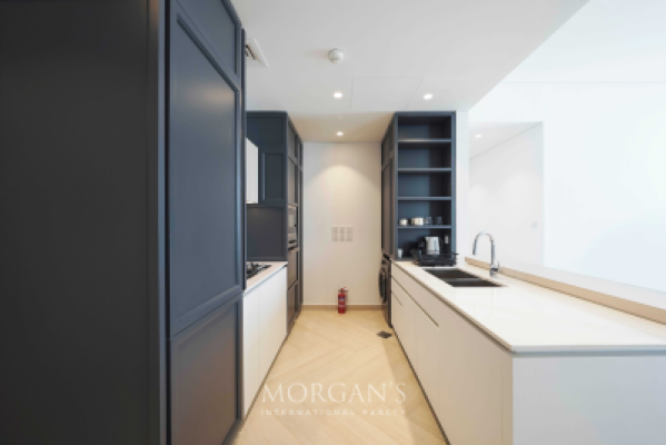 Vacant | Mid-Floor | Ready to Move | Open View-10