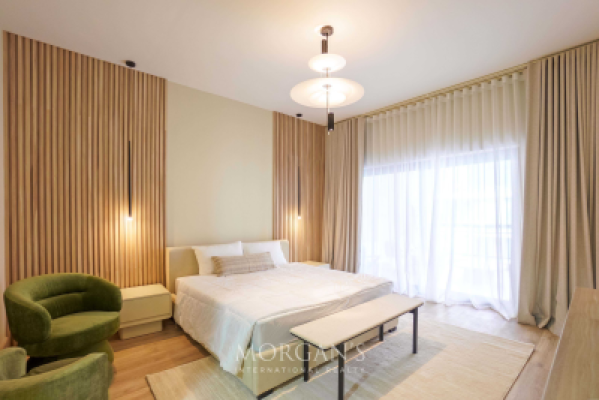 FULLY UPGRADED AND VACANT | SEA VIEWS | HIGH FLOOR-5