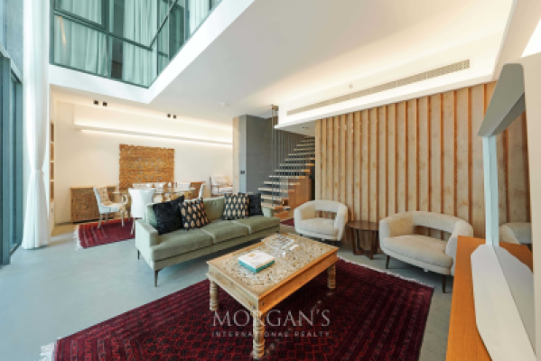 2-BR Duplex | Generous Layout | Large Windows-11