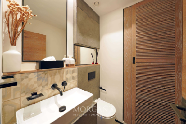 2-BR Duplex | Generous Layout | Large Windows-14
