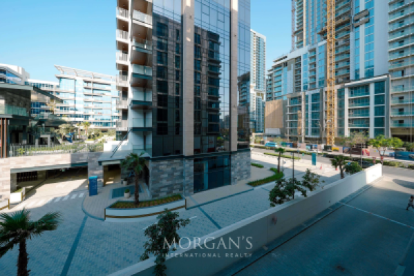 2-BR Duplex | Generous Layout | Large Windows-18