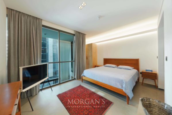 2-BR Duplex | Generous Layout | Large Windows-7