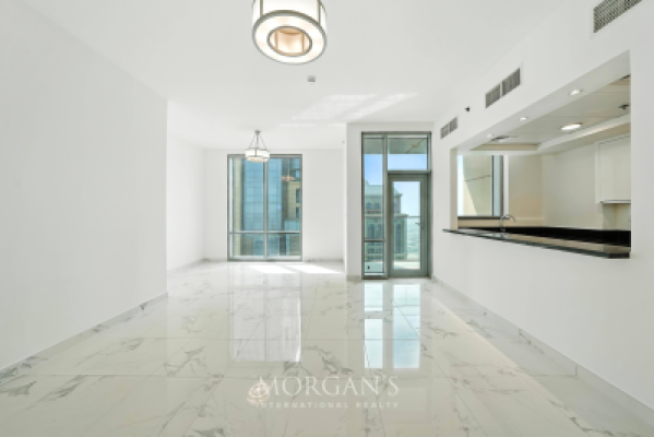 Vacant | High Floor | City & Sea View |+Maid -2