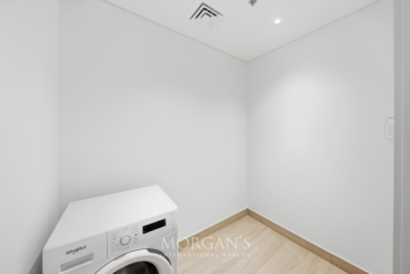Brand new | Ready to Move-in | Balcony  -6