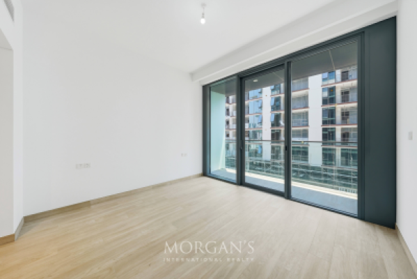 Brand new | Ready to Move-in | Balcony  -8