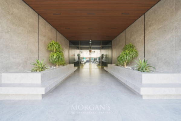 Spacious 1BR +Storage | Vacant | Burj View-20