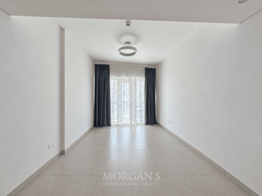 Spacious 1BR | Closed Kitchen | Low Floor-4