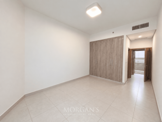 Spacious 1BR | Closed Kitchen | Low Floor-8