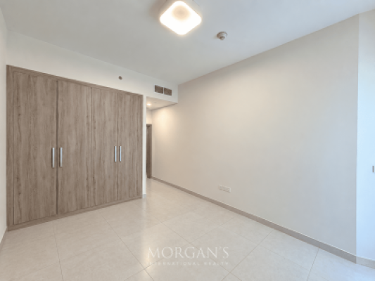 Spacious 1BR | Closed Kitchen | Low Floor-9