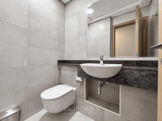 Spacious 1BR | Closed Kitchen | Low Floor-12