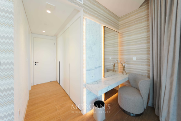 High Floor | Furnished Unit | Luxurious Layout-16