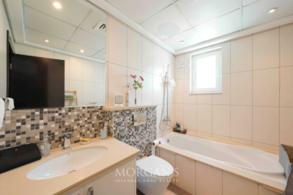 Spacious Plot | Fully Upgraded | 3 BR Villa-20