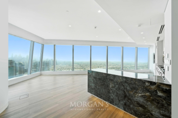 360 Views | Upgraded  Unit | Luxurious Layout-2