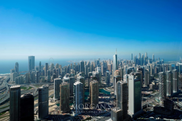 360 Views | Upgraded  Unit | Luxurious Layout-18