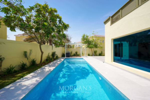 Jumeirah Park Redefined | 3 BR Villa | Exclusive-9