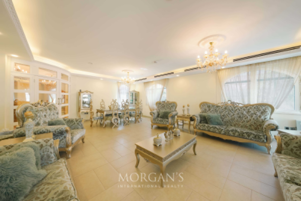 5 BR Villa | Private Pool | Spacious Layout-4