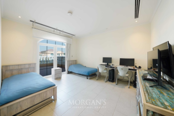 5 BR Villa | Private Pool | Spacious Layout-16
