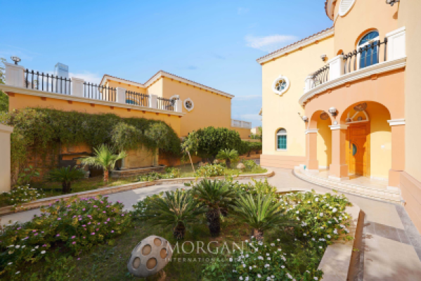 5 BR Villa | Private Pool | Spacious Layout-23