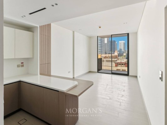 Brand New | Stunning 1 BR | Prime Location-3