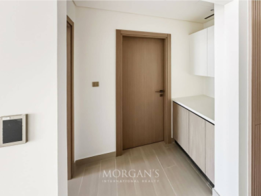 Brand New | Stunning 1 BR | Prime Location-8