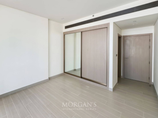 Brand New | Stunning 1 BR | Prime Location-13