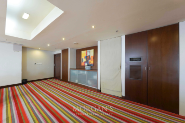 Premium Office Space | Prime Location -9