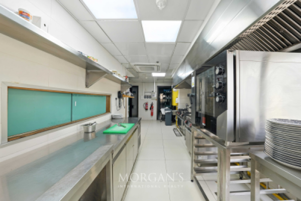 Unique Waterfront Restaurant | Dubai Creek-13