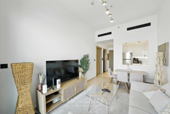 Binghatti Heights | 1BR | Elegant Living-8