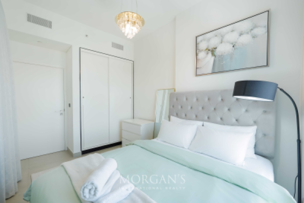 Collective 2.0 | 1BR Furnished | Modern Living-10