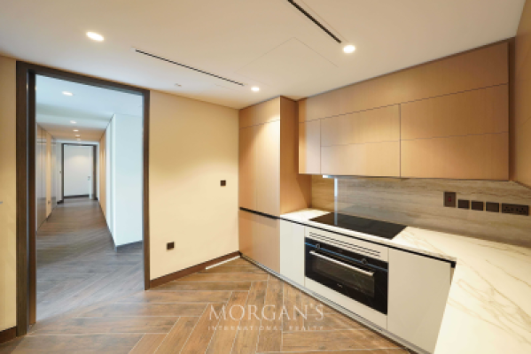 Elegant 2BR | Spacious Layout | Burj View-13