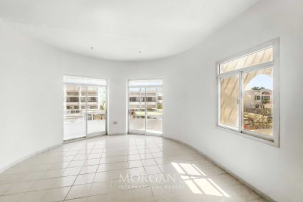 Spacious 4BR Villa | Umm Suqeim | Unfurnished-12