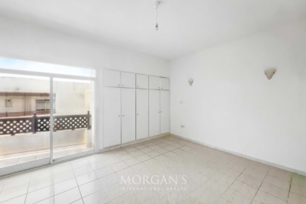 Spacious 4BR Villa | Umm Suqeim | Unfurnished-13