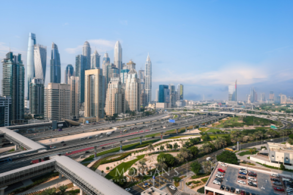 Luxury 2BR + Maid | Green Lakes | Prime Location-21